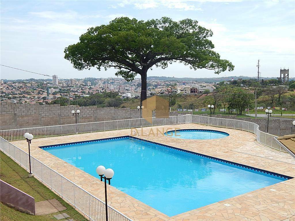 Casa de Condomínio à venda com 3 quartos, 271m² - Foto 28