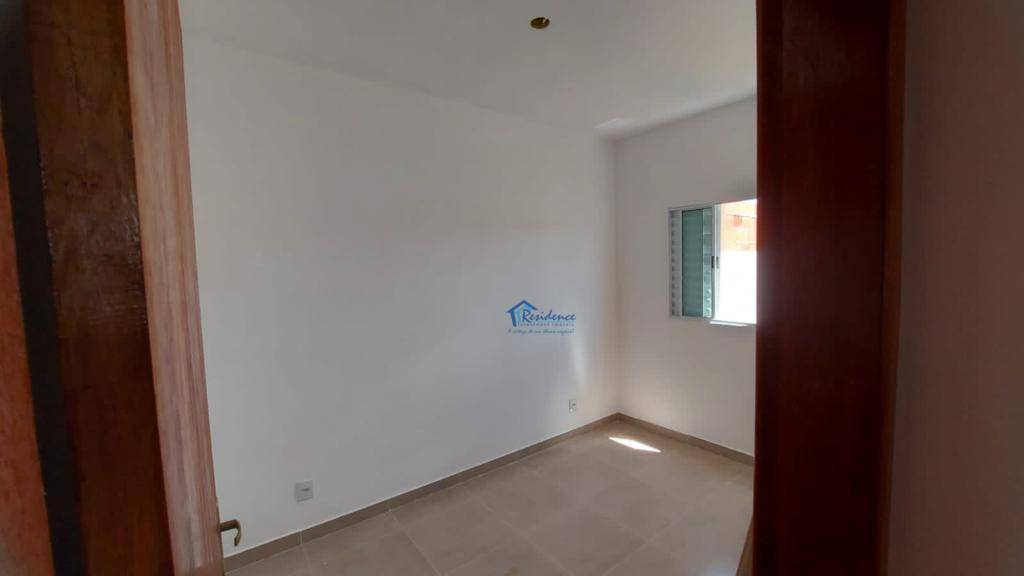 Casa à venda com 2 quartos, 54m² - Foto 5