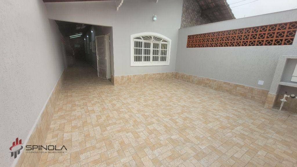 Casa à venda com 2 quartos, 48m² - Foto 2