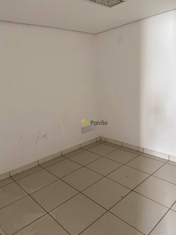 Casa para alugar com 12 quartos, 544m² - Foto 15