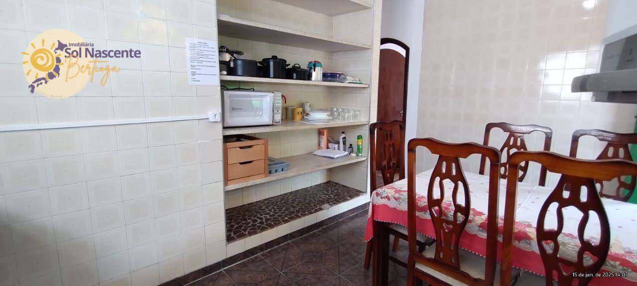 Casa para alugar com 4 quartos, 165m² - Foto 2