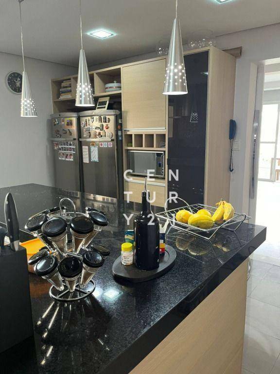 Apartamento à venda com 3 quartos, 143m² - Foto 6