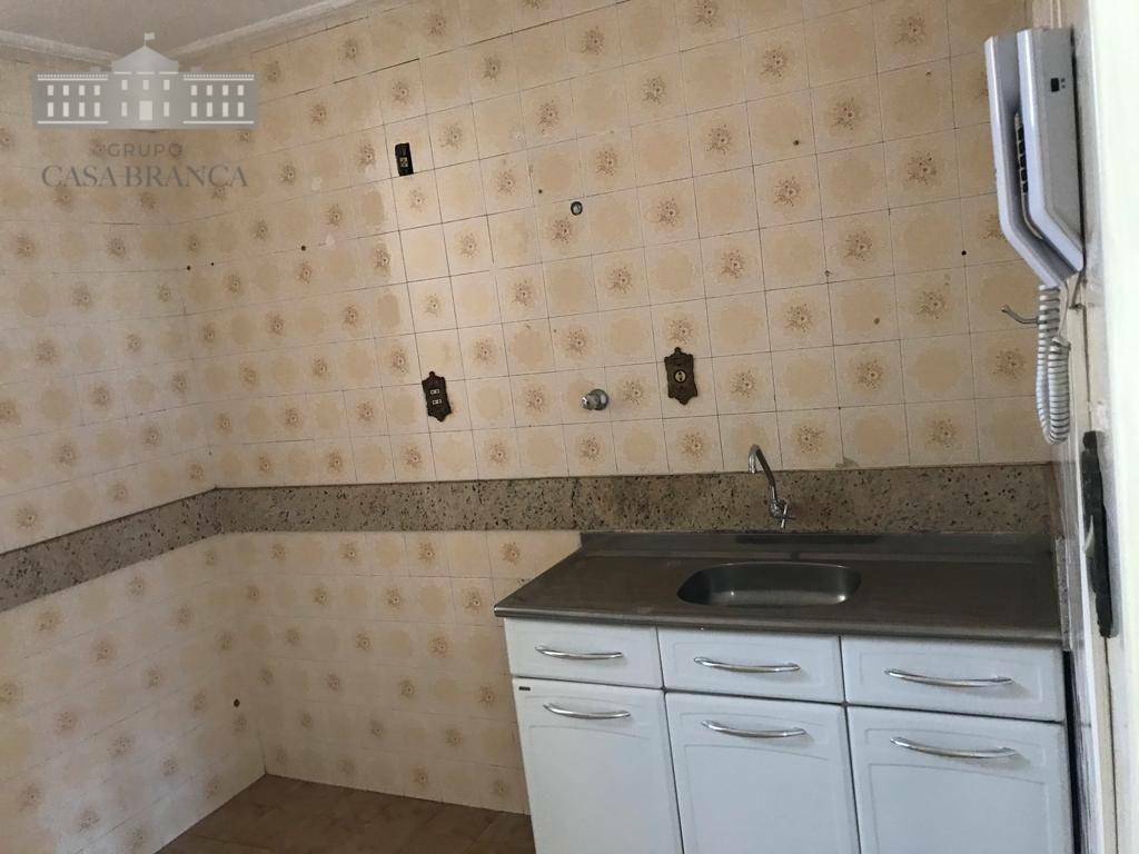 Apartamento à venda com 2 quartos, 74m² - Foto 7