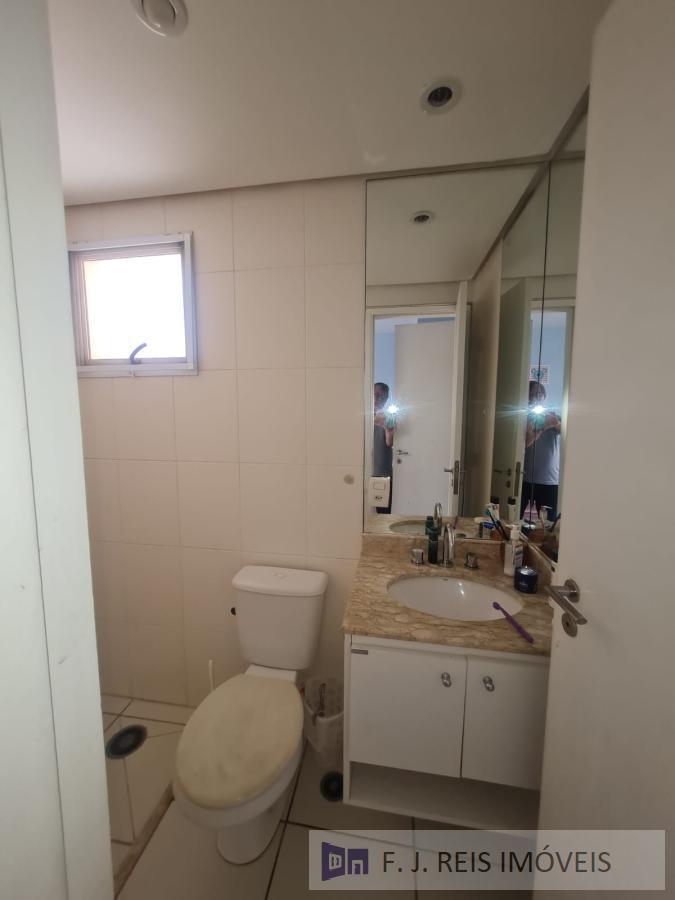 Apartamento à venda com 3 quartos, 134m² - Foto 10