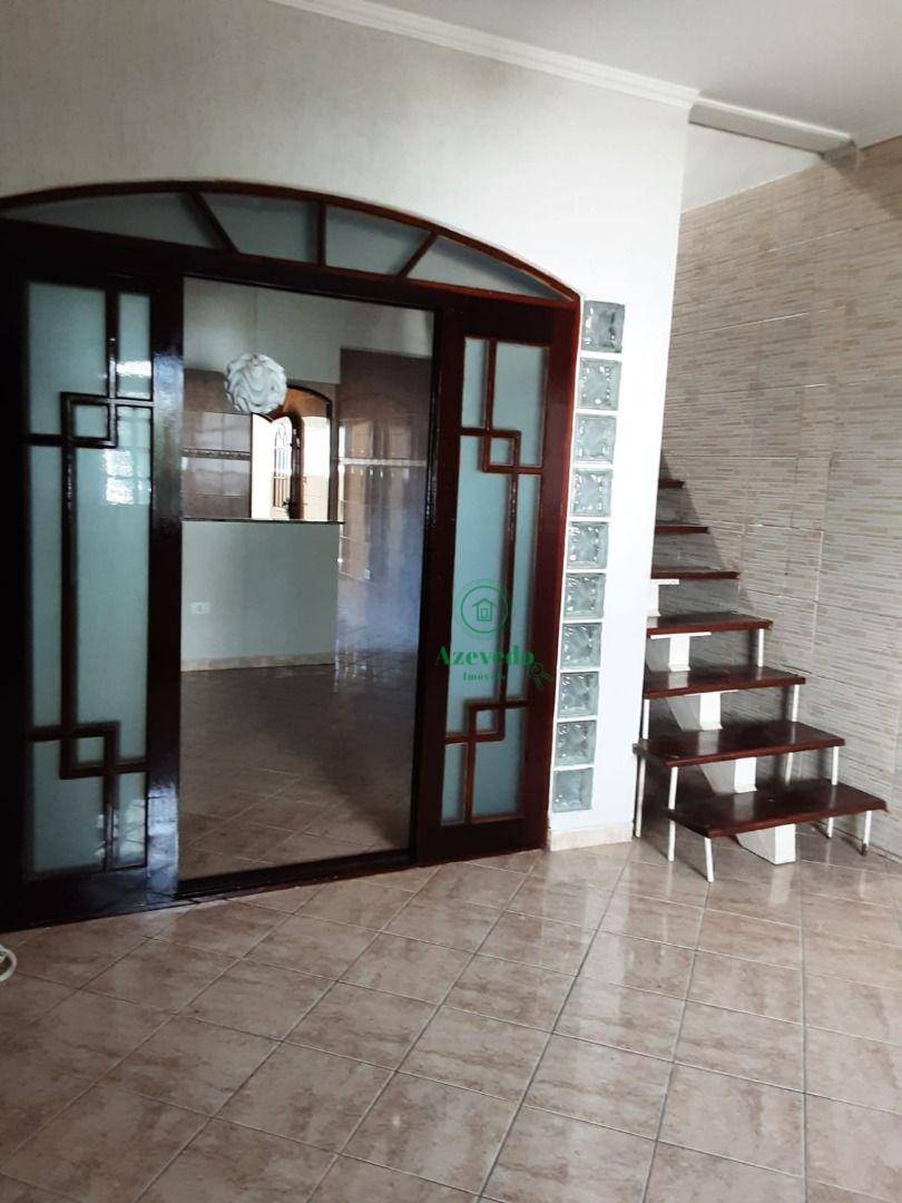 Sobrado à venda com 4 quartos, 191m² - Foto 3