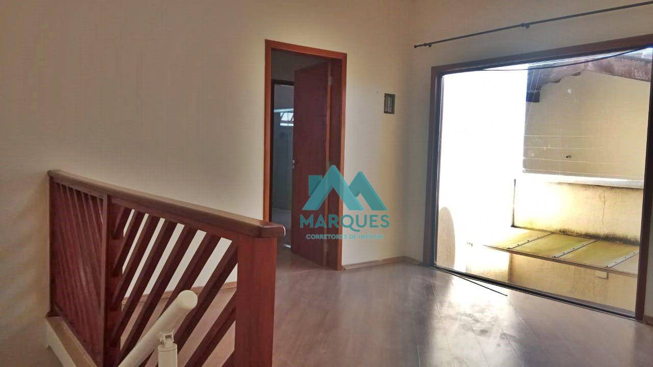 Sobrado à venda com 3 quartos, 210m² - Foto 11