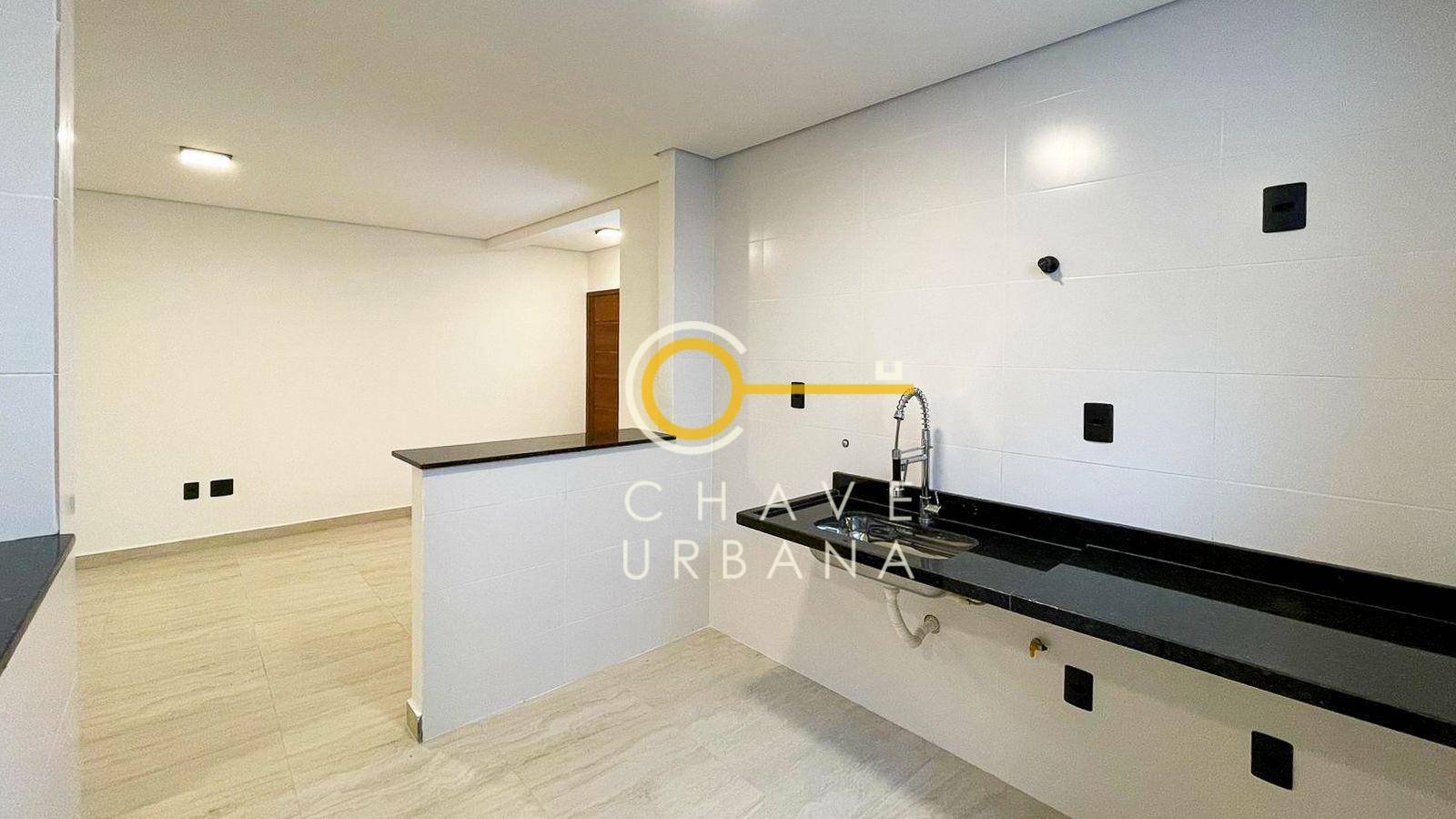 Casa à venda com 3 quartos, 99m² - Foto 5