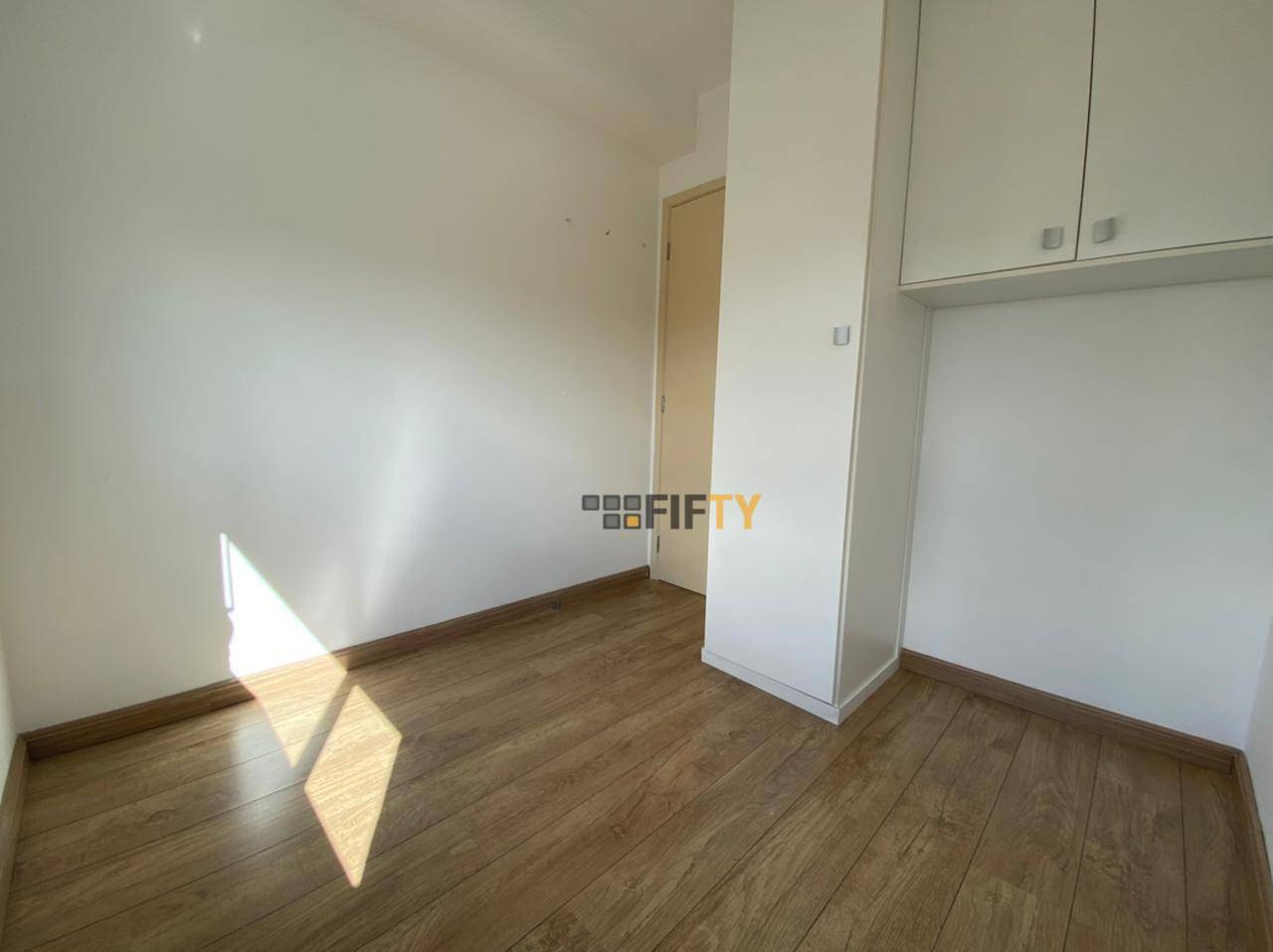 Apartamento para alugar com 2 quartos, 55m² - Foto 17