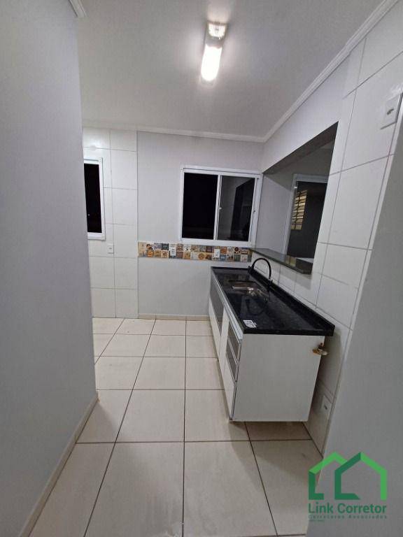 Apartamento à venda com 2 quartos, 45m² - Foto 16