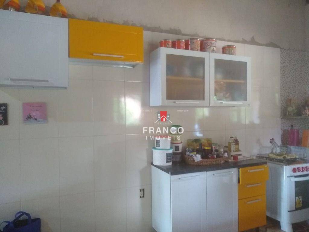 Sítio à venda com 2 quartos, 160m² - Foto 40