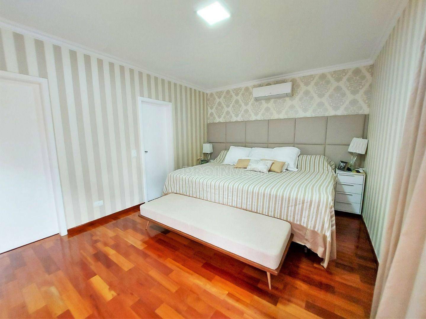 Casa de Condomínio à venda com 4 quartos, 630m² - Foto 42