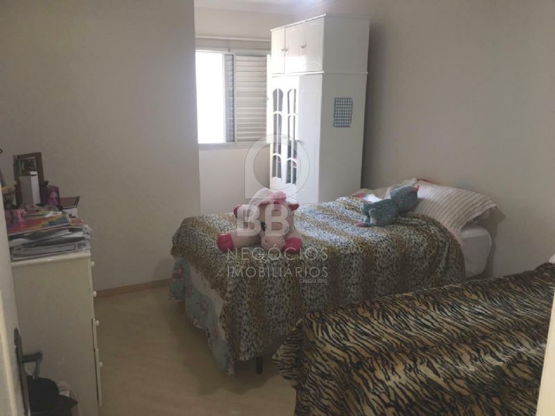 Apartamento à venda com 3 quartos, 130m² - Foto 17