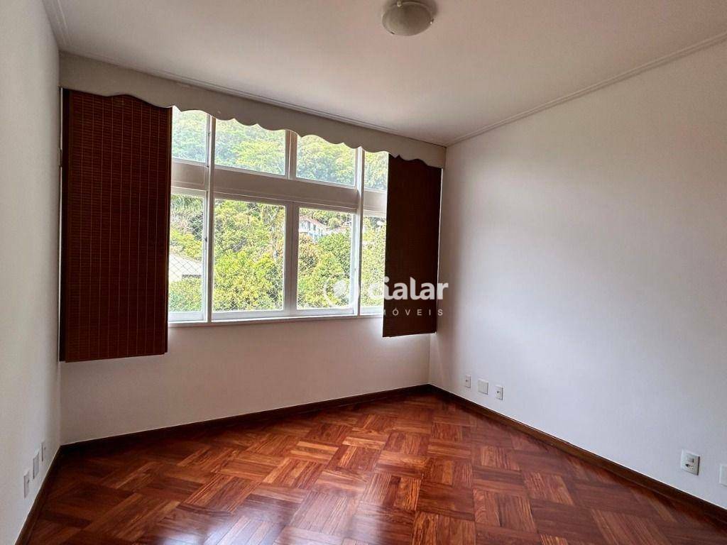 Apartamento à venda com 4 quartos, 152m² - Foto 14