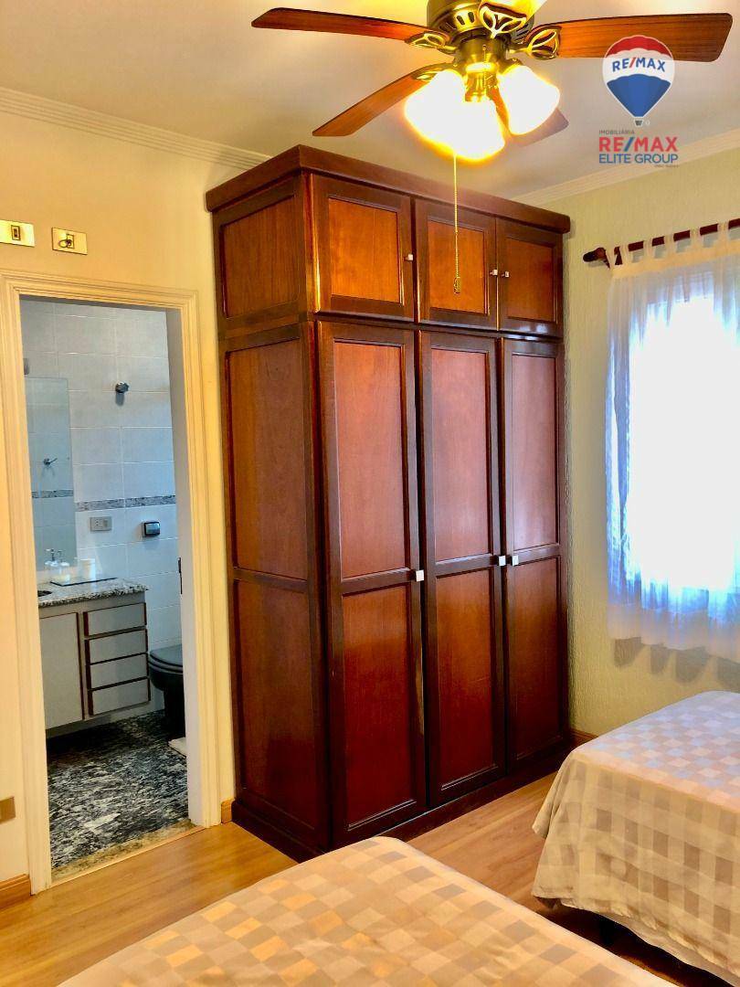 Casa de Condomínio à venda com 3 quartos, 331m² - Foto 58