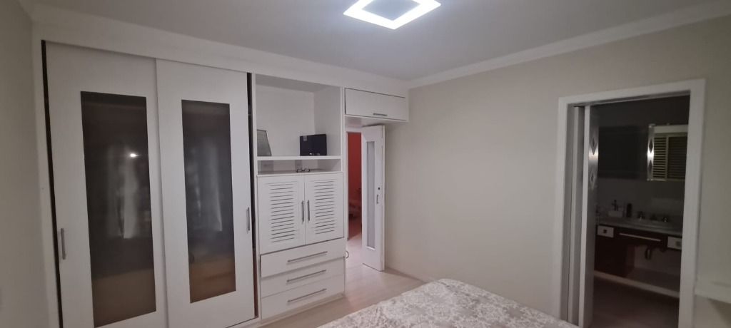 Apartamento à venda com 3 quartos, 128m² - Foto 10