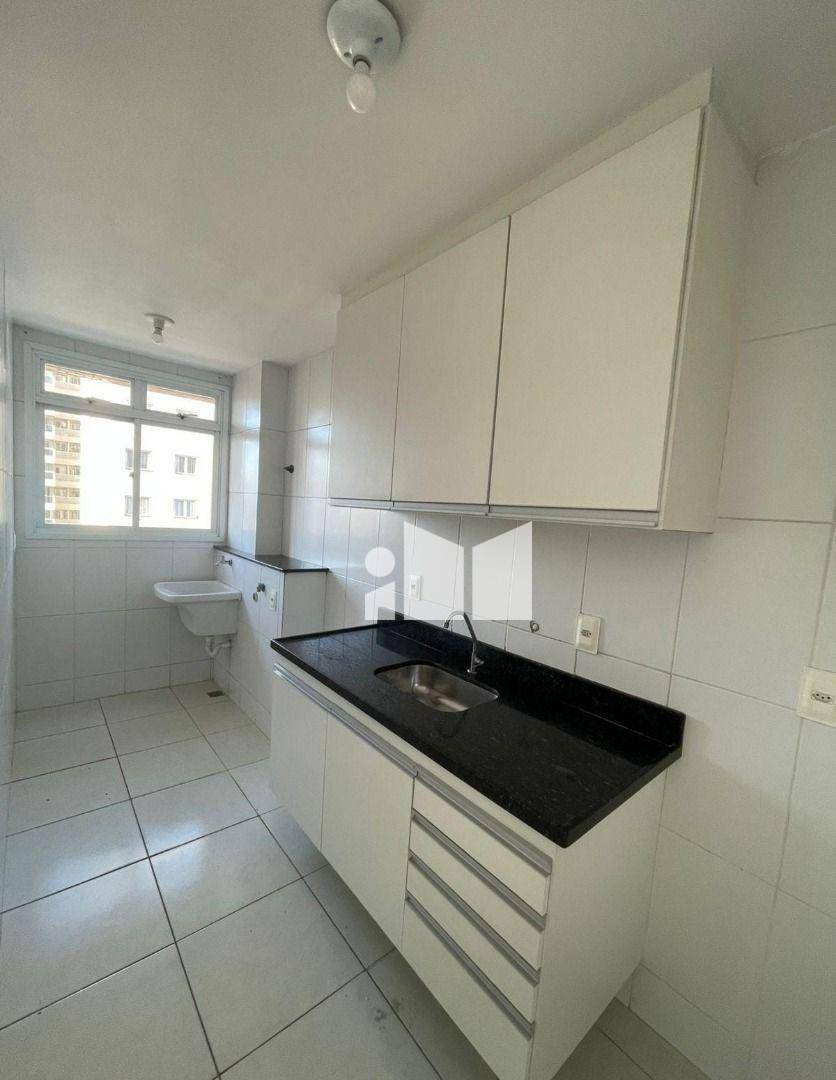 Apartamento à venda e aluguel com 3 quartos, 80m² - Foto 7
