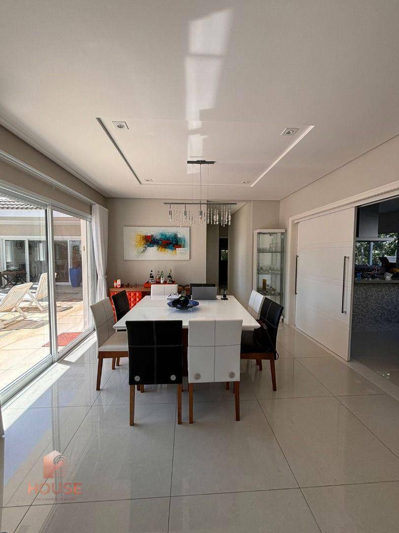 Casa de Condomínio à venda com 4 quartos, 600m² - Foto 27