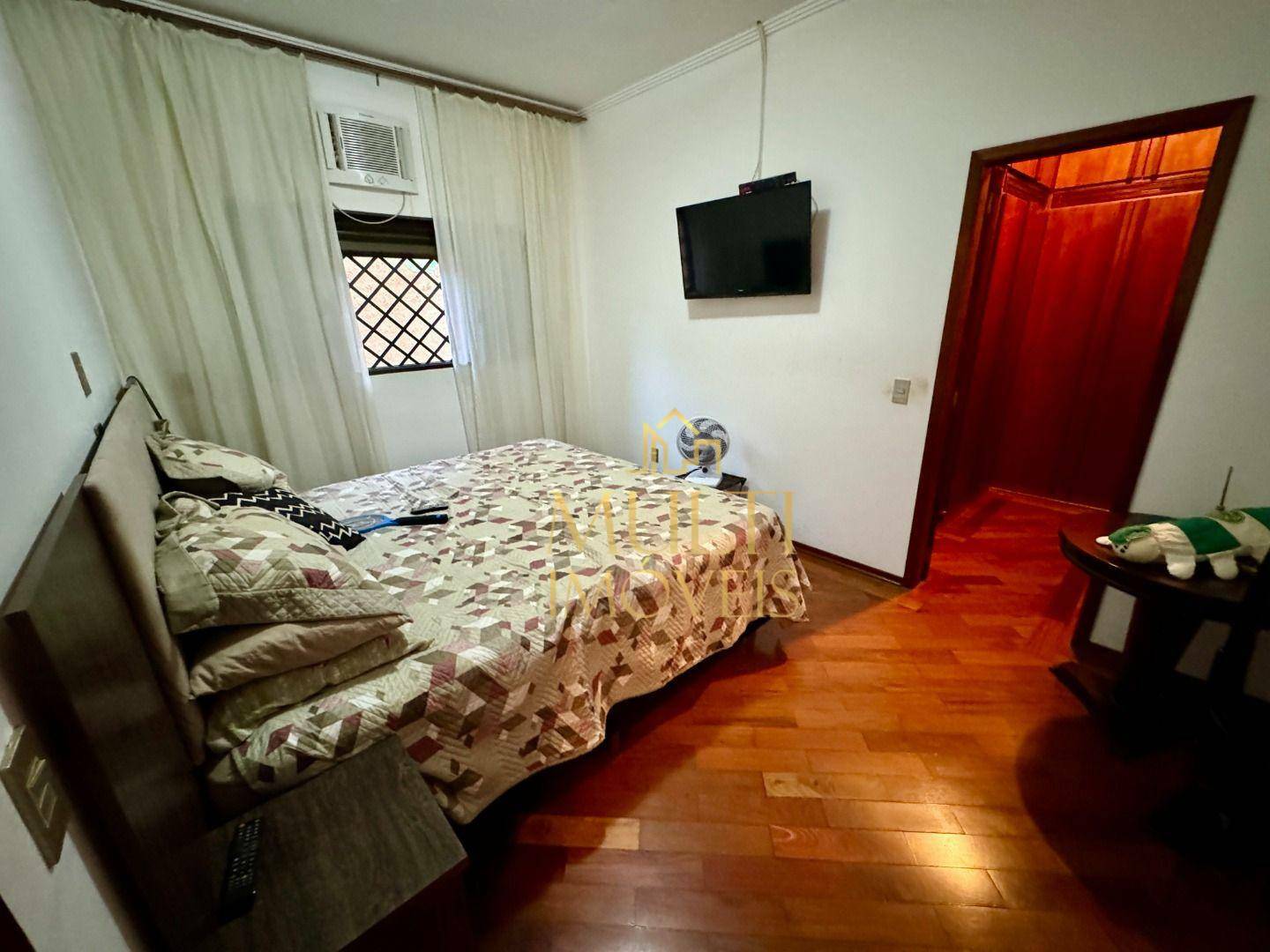 Casa à venda com 3 quartos, 270m² - Foto 6