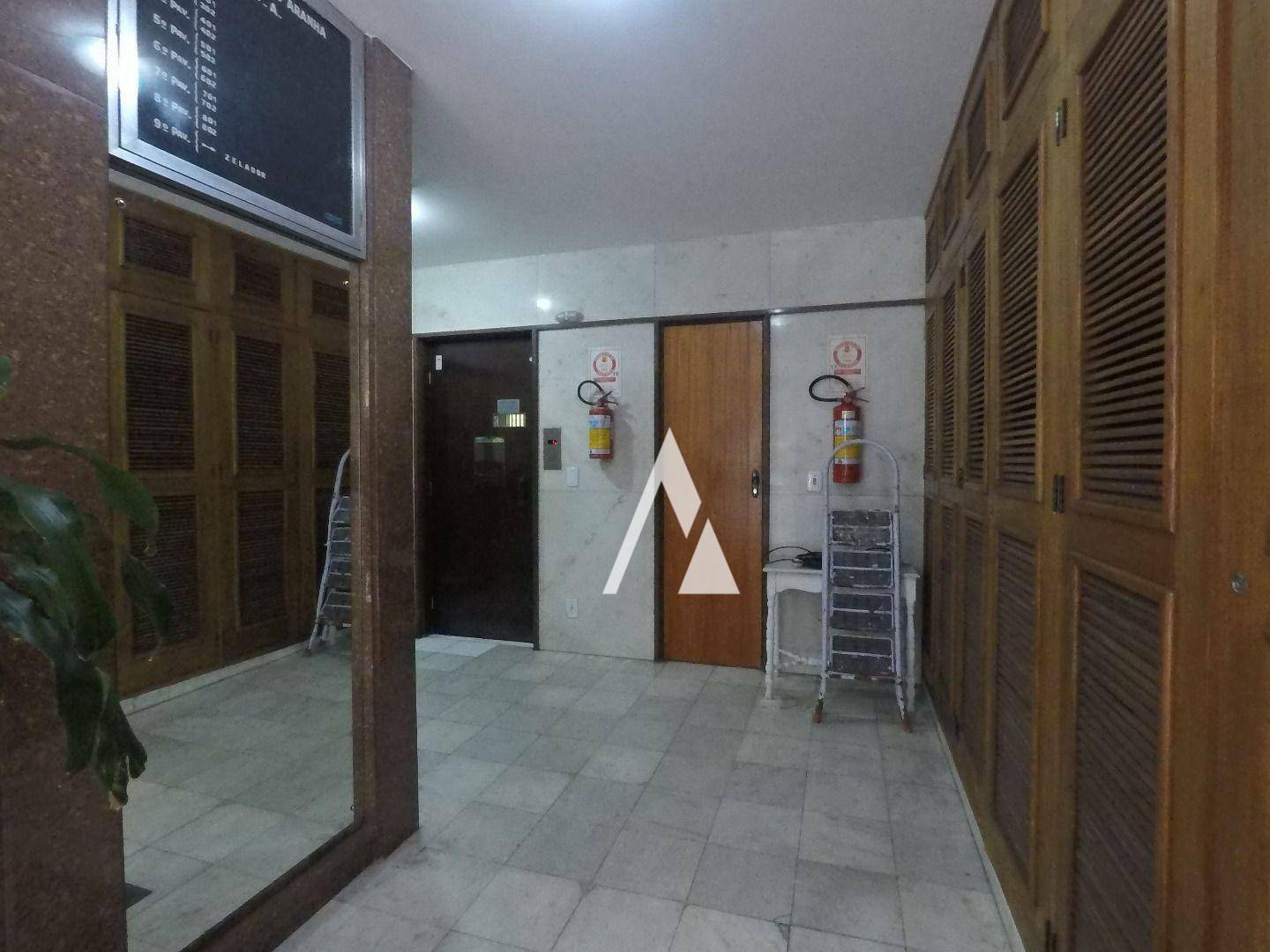 Apartamento à venda com 3 quartos, 123m² - Foto 7