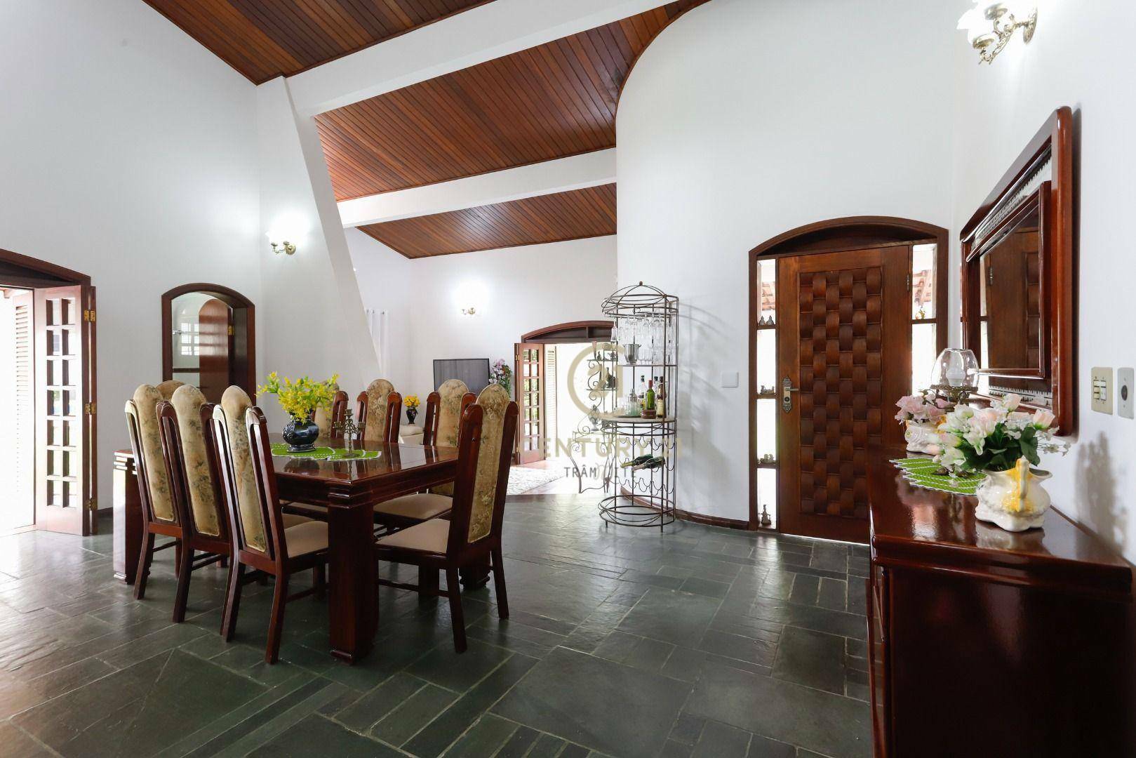 Casa de Condomínio à venda com 4 quartos, 272m² - Foto 8