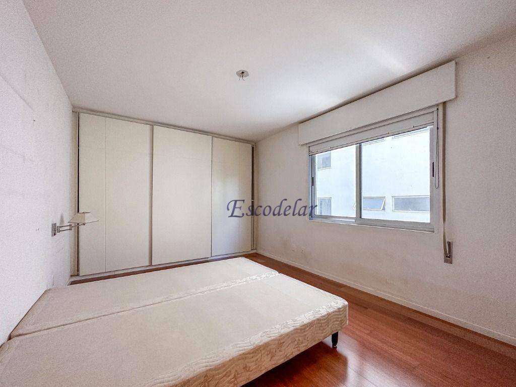 Apartamento à venda com 3 quartos, 170m² - Foto 5