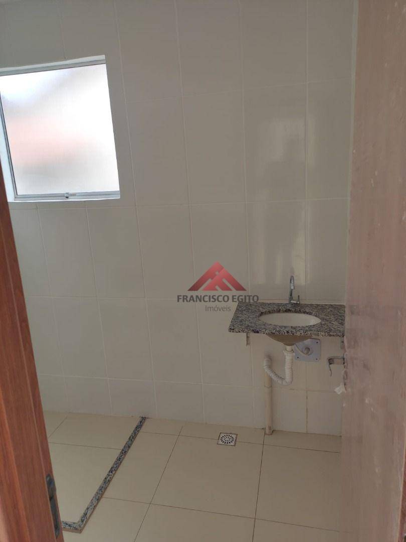 Casa de Condomínio à venda e aluguel com 2 quartos, 45m² - Foto 3