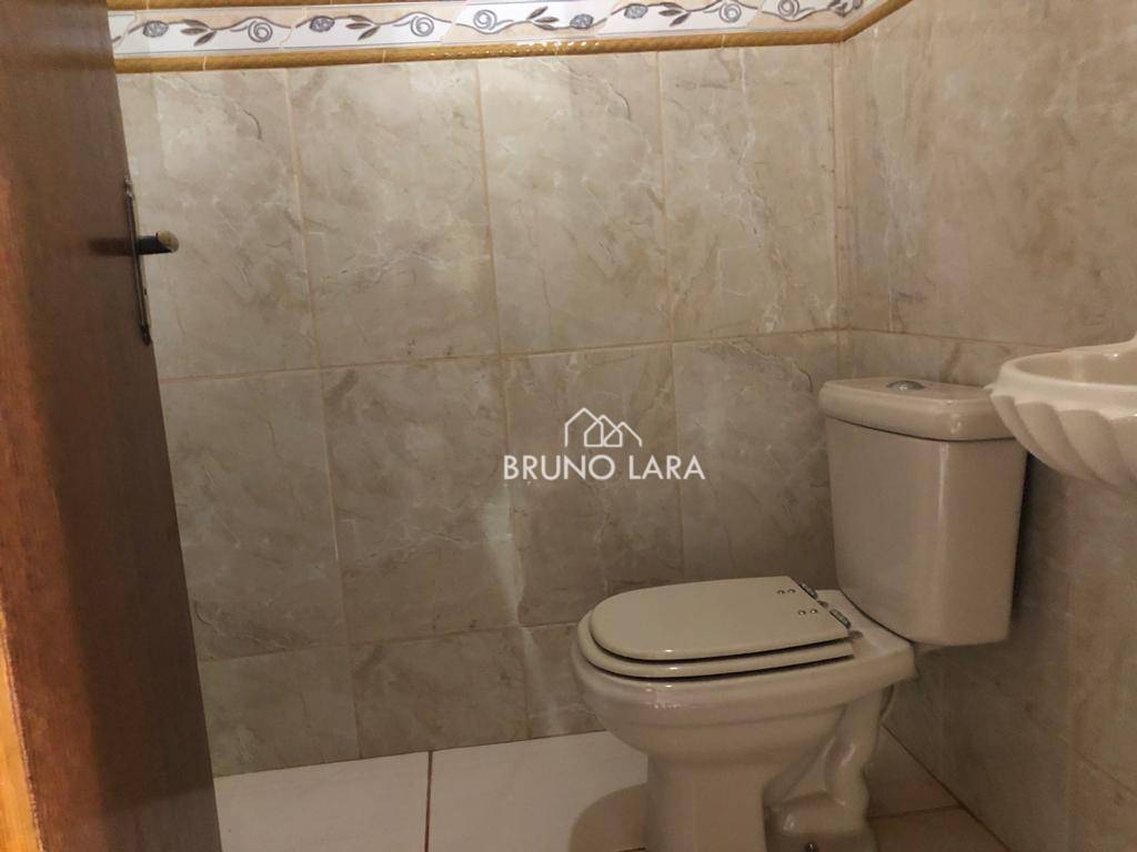 Casa à venda com 4 quartos, 200m² - Foto 15