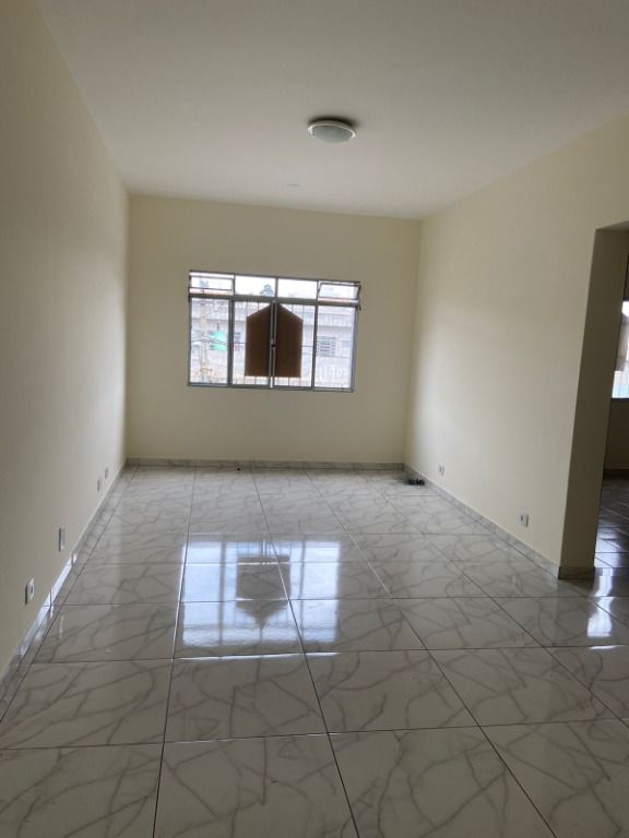 Apartamento para alugar com 2 quartos, 85m² - Foto 2