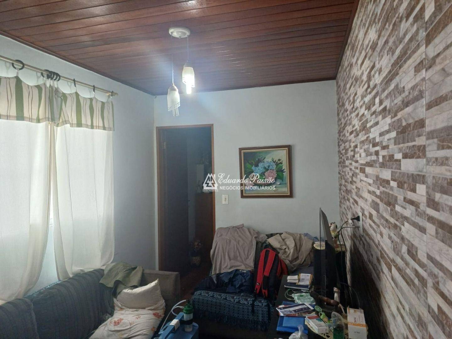 Casa à venda com 2 quartos, 136m² - Foto 2