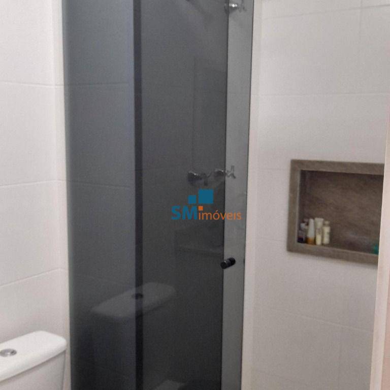 Apartamento à venda com 2 quartos, 70m² - Foto 15