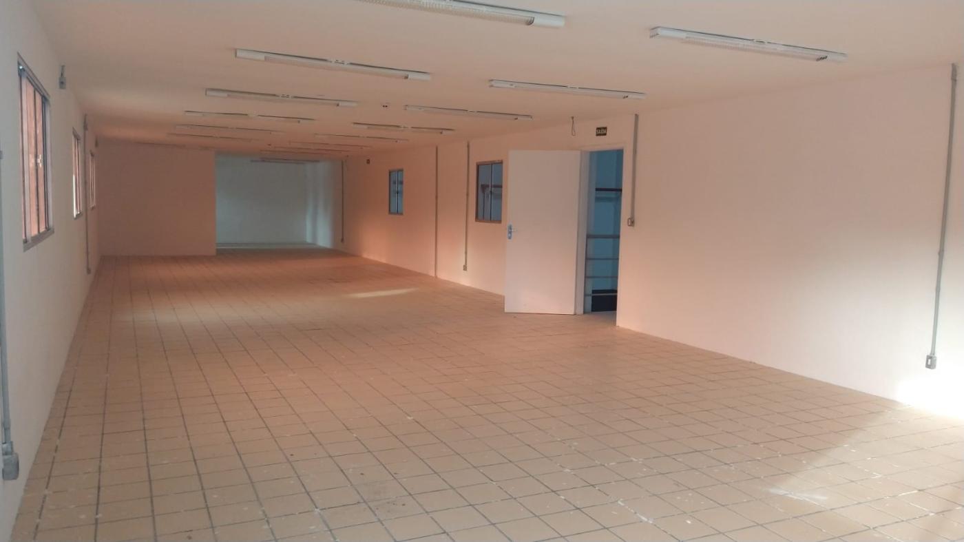 Depósito-Galpão-Armazém para alugar com 1 quarto, 4500m² - Foto 9