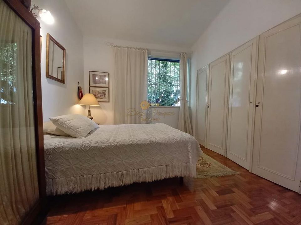 Casa à venda com 7 quartos, 3000m² - Foto 19