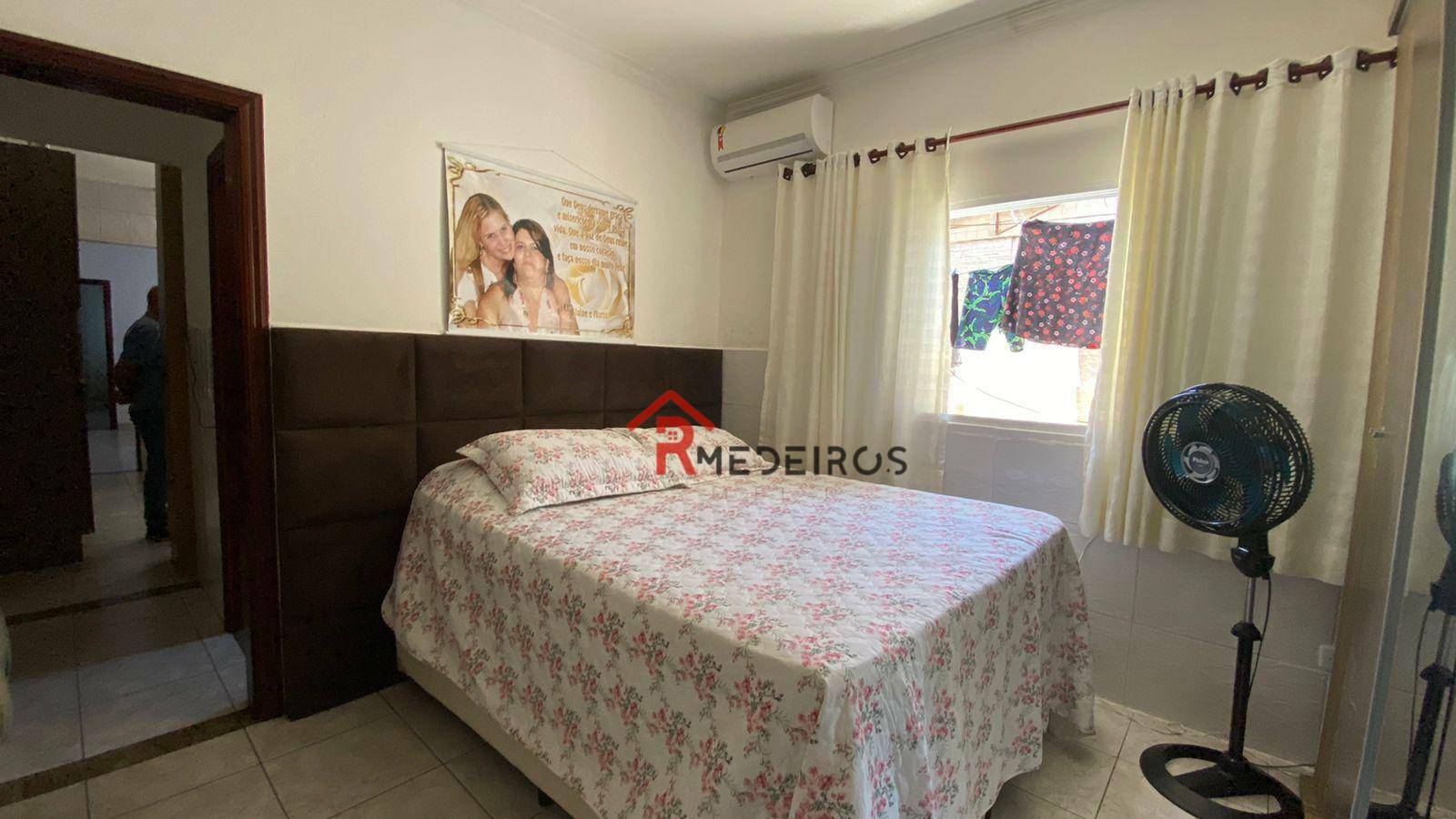 Casa à venda com 2 quartos, 80m² - Foto 18