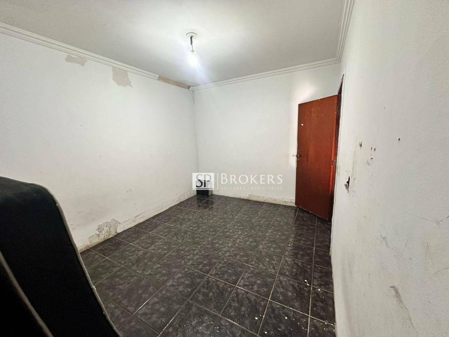 Chácara à venda com 3 quartos, 200m² - Foto 13