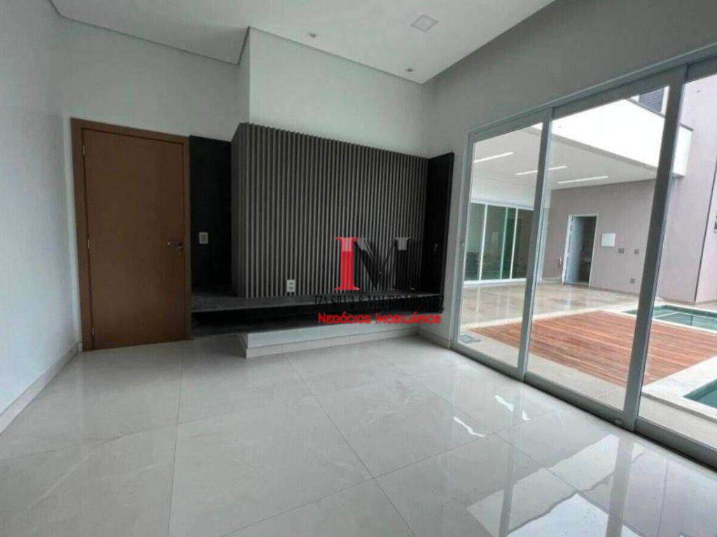 Casa de Condomínio à venda e aluguel com 3 quartos, 240m² - Foto 12