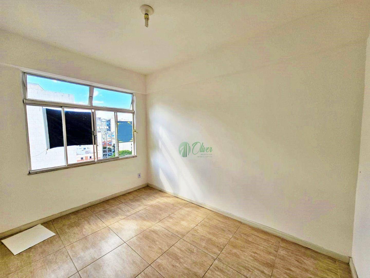 Apartamento à venda com 3 quartos, 80m² - Foto 12