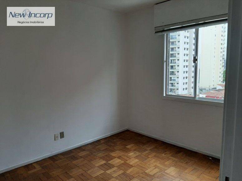 Apartamento à venda com 3 quartos, 94m² - Foto 4