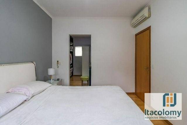 Apartamento à venda com 3 quartos, 139m² - Foto 12