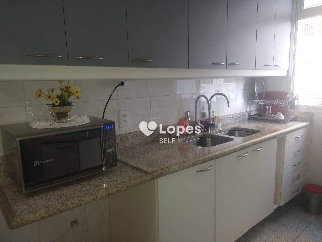 Apartamento à venda com 4 quartos, 220m² - Foto 13