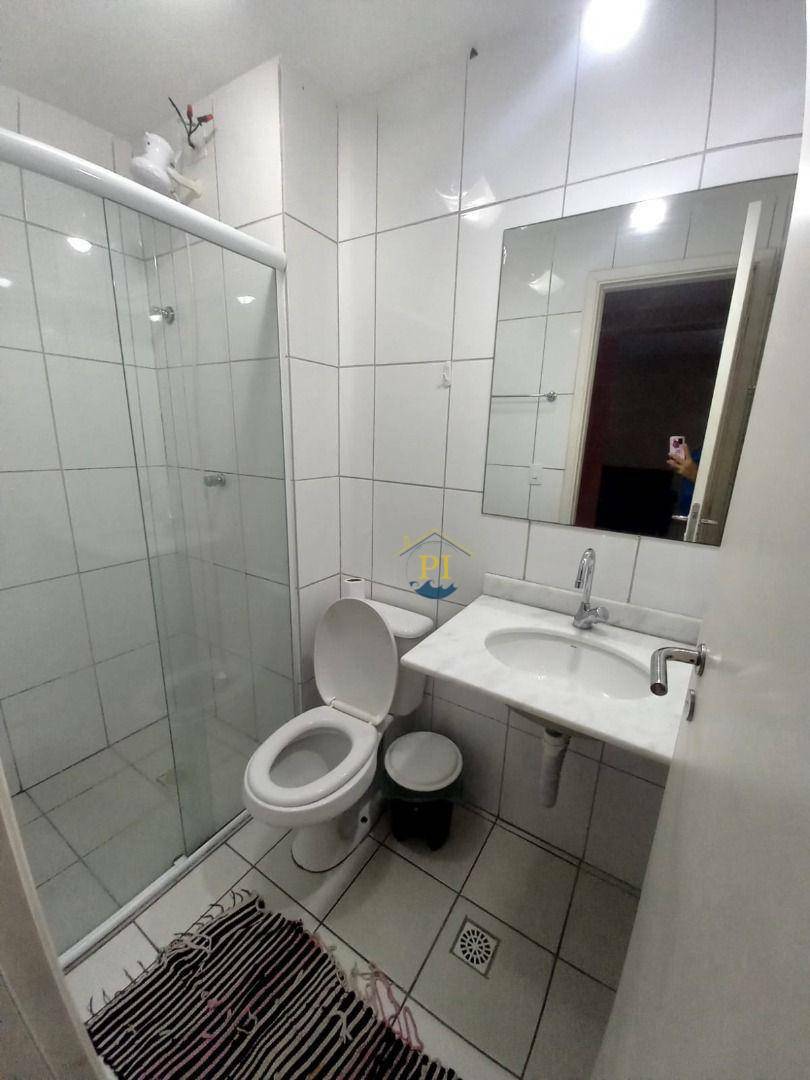 Apartamento para alugar com 2 quartos, 75m² - Foto 11