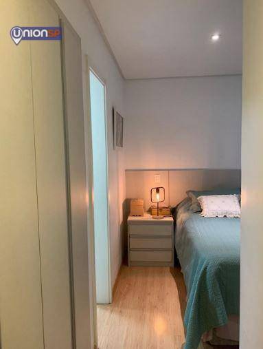 Apartamento à venda com 2 quartos, 72m² - Foto 9