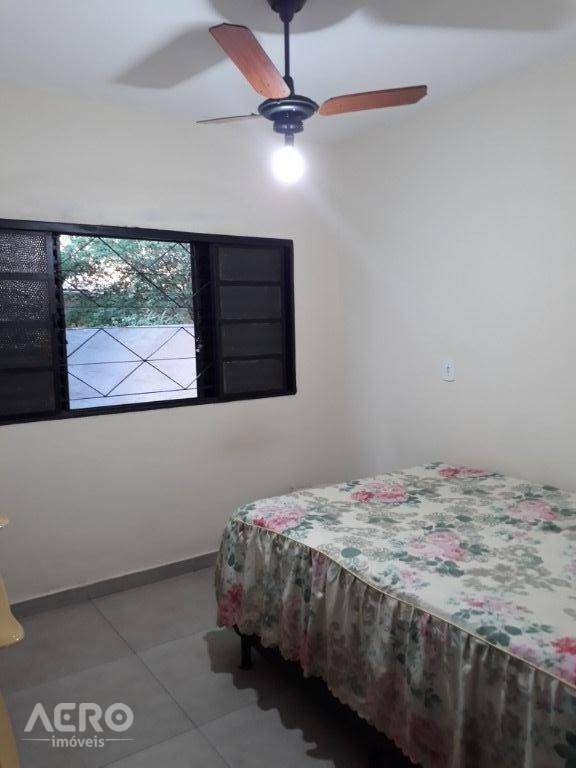 Casa à venda com 3 quartos, 150m² - Foto 9