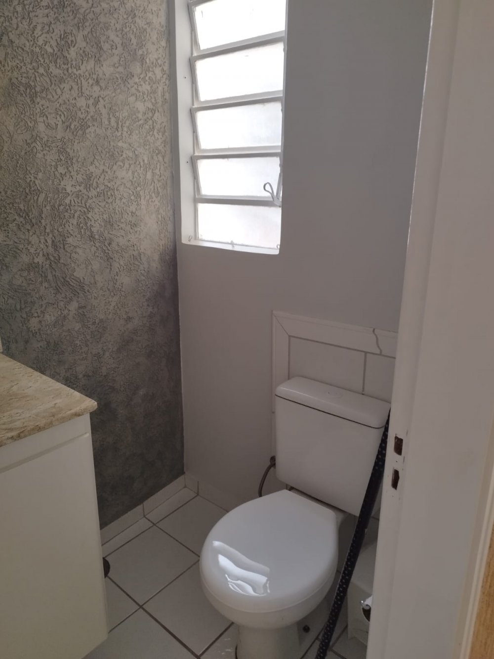 Apartamento para alugar com 2 quartos, 64m² - Foto 11