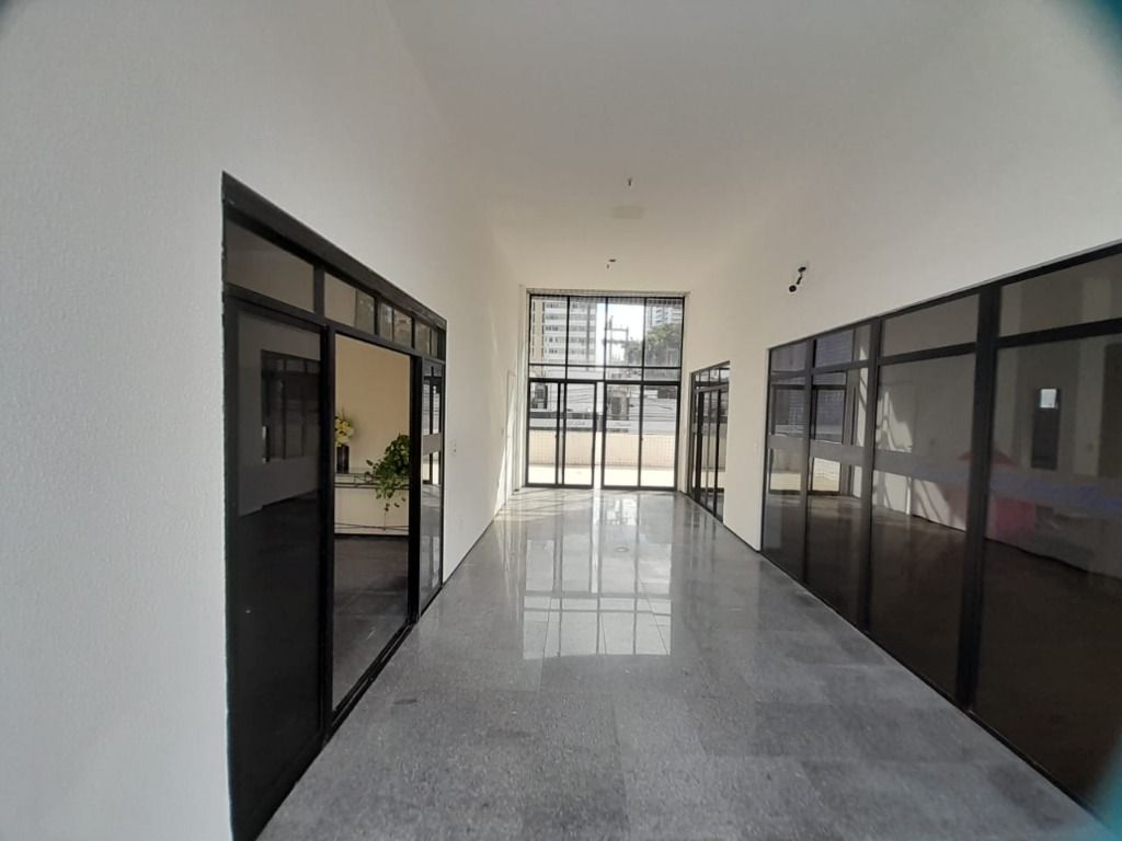 Apartamento à venda com 3 quartos, 128m² - Foto 9