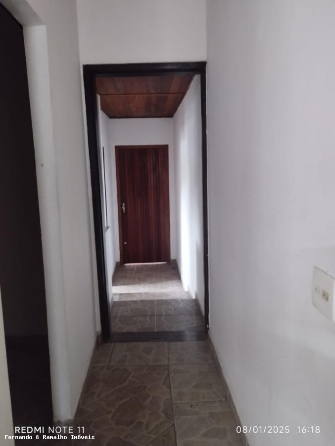 Casa à venda com 4 quartos, 170m² - Foto 23