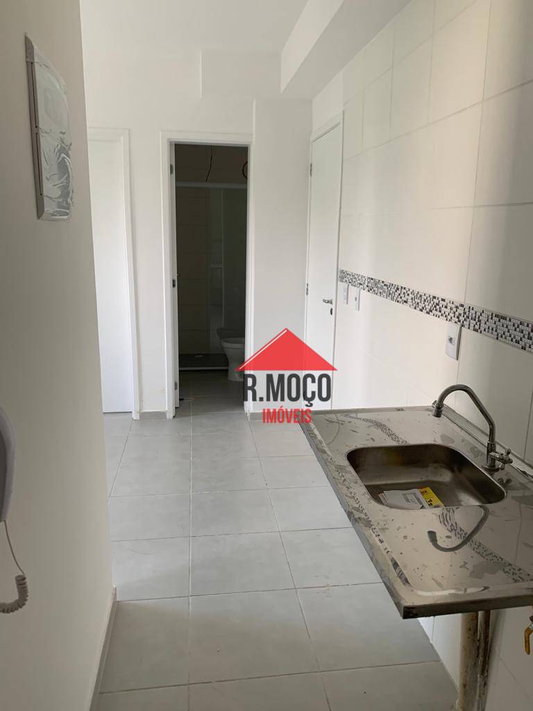 Apartamento à venda com 2 quartos, 27m² - Foto 4