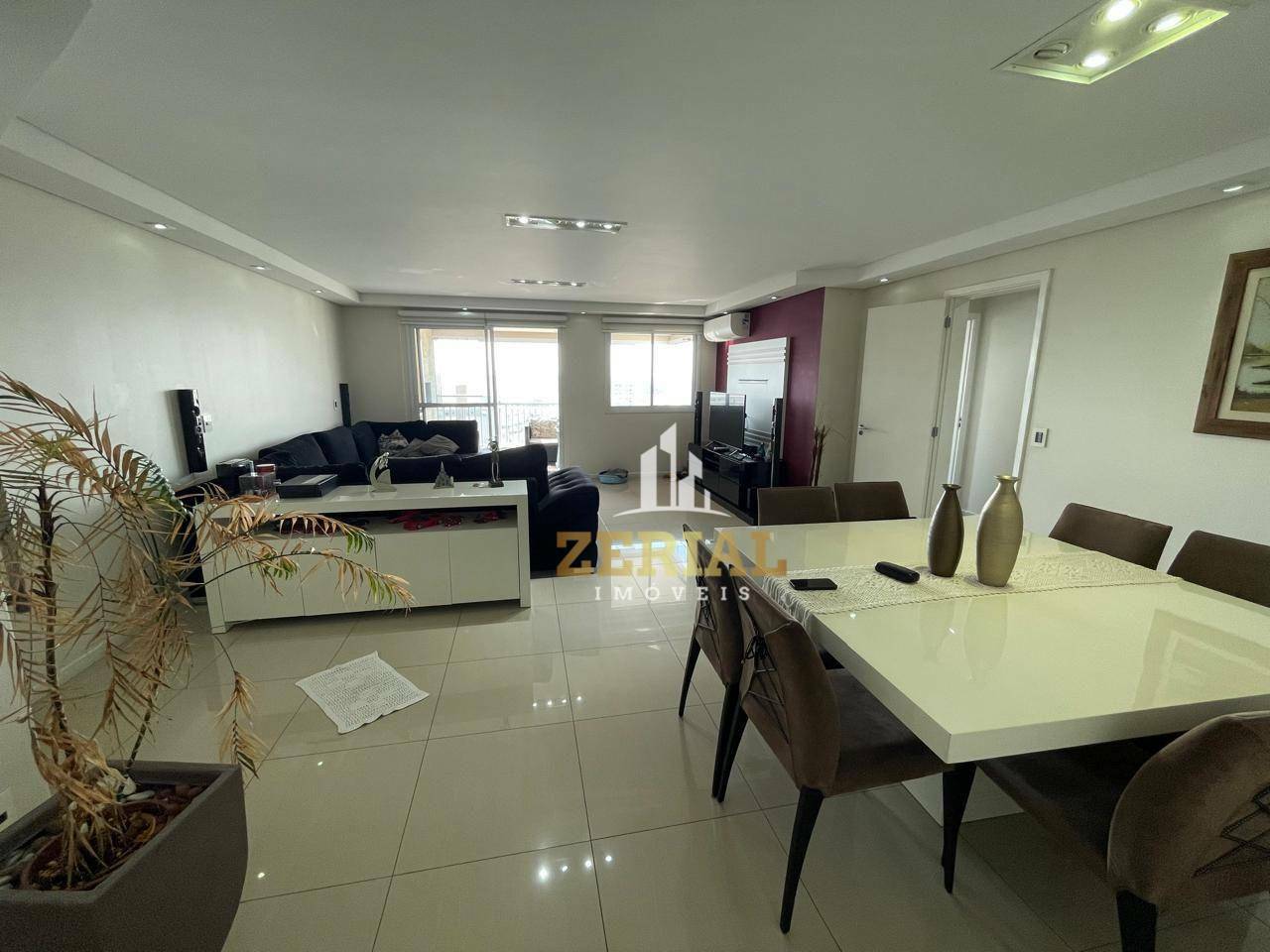 Apartamento à venda com 3 quartos, 133m² - Foto 7