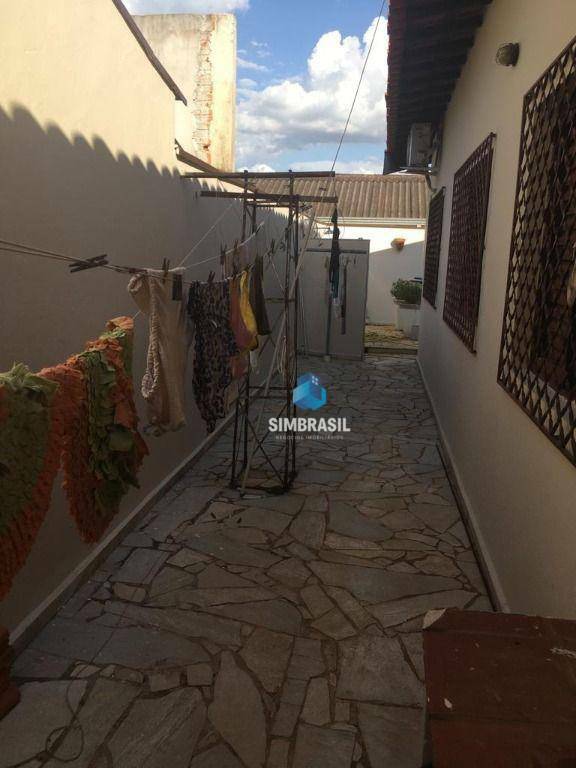 Casa, 3 quartos, 218 m² - Foto 38