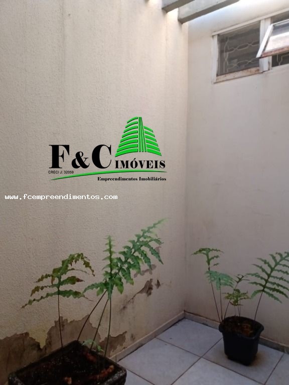 Casa à venda com 3 quartos, 140m² - Foto 12