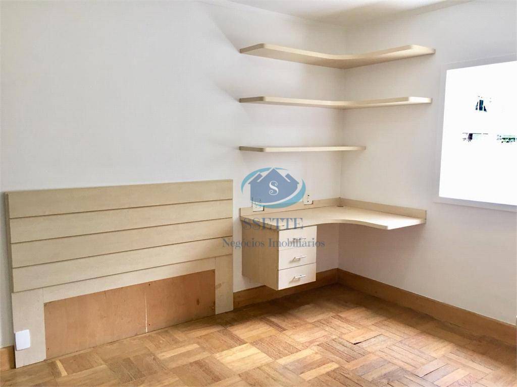 Apartamento à venda com 3 quartos, 130m² - Foto 10